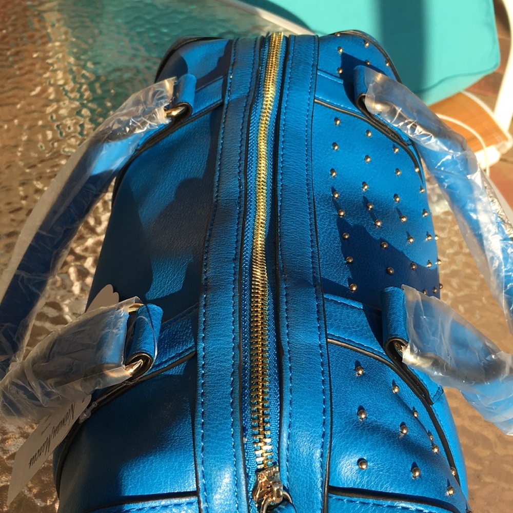 Gorgeous Blue Leather Pin Dot Handbag💥 - Picture 3 of 9