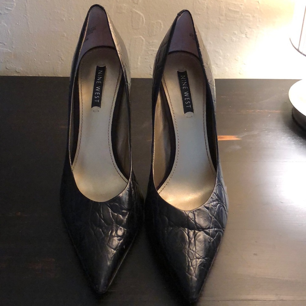 Women’s black Nine West heels