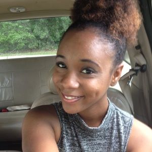 Meet your Posher, Aerial