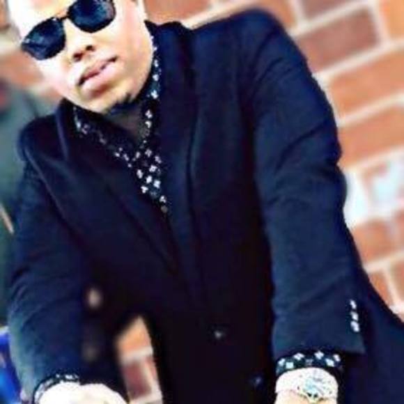 Meet your Posher, Corey - Picture 1 of 1