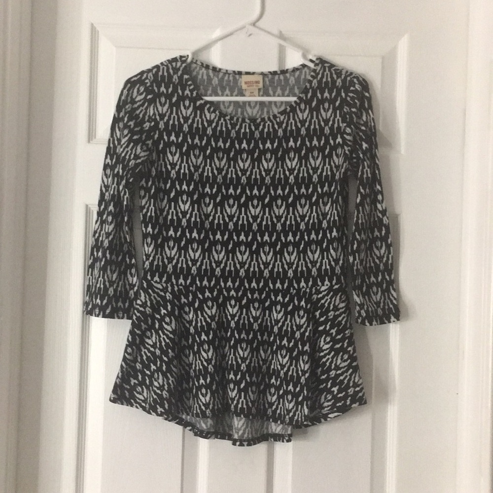 Black white peplum shirt