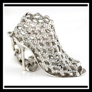NWT SILVERTONE HIGH HEEL KEYCHAIN