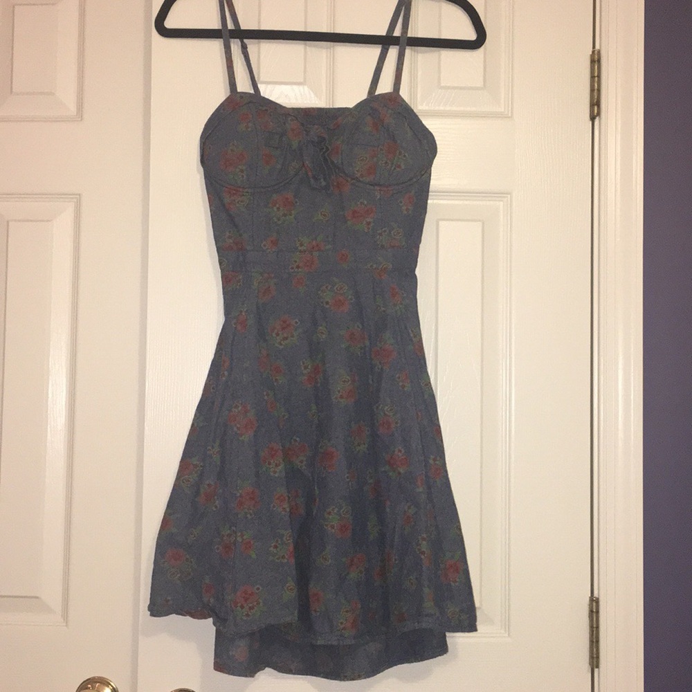 medium Jessica Simpson floral summer dress