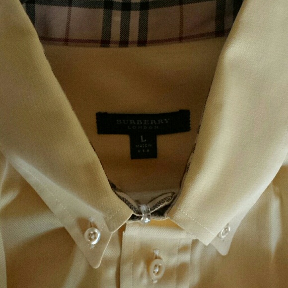 Burberry Men's silky soft button down shirt - Picture 2 of 5