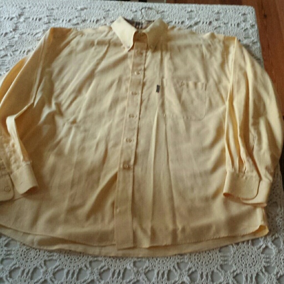 Burberry Men's silky soft button down shirt - Picture 5 of 5