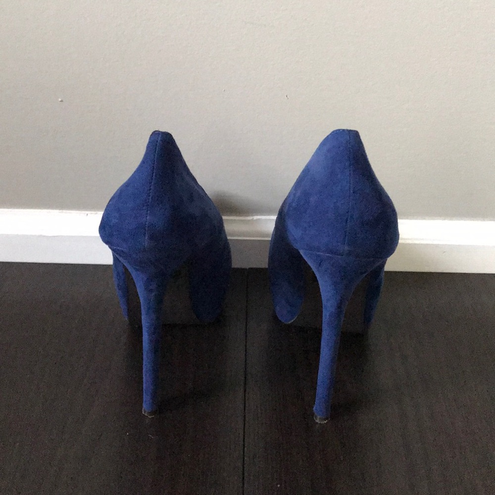 Blue heels - Picture 3 of 3