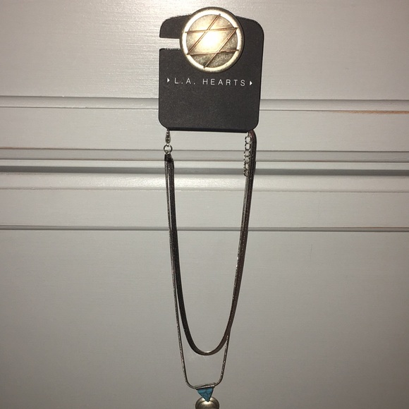 Pacsun L.A hearts necklace - Picture 3 of 3