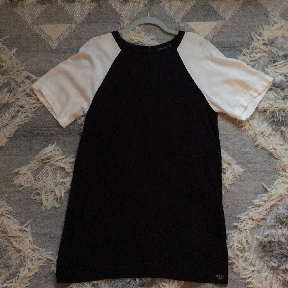 Obey dress