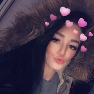 Meet your Posher, Haley