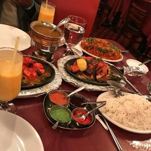 Meet your Posher, Hussein