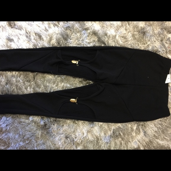 Fashion Nova bad girls only leggings - Picture 3 of 4