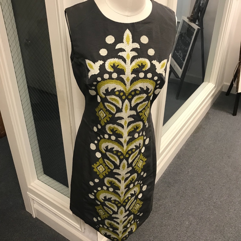 Anthropologie Tabitha Embroidered Fountain Dress