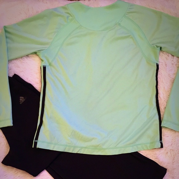 SOLD SOLD Adidas V Neck mint performance top! - Picture 3 of 3