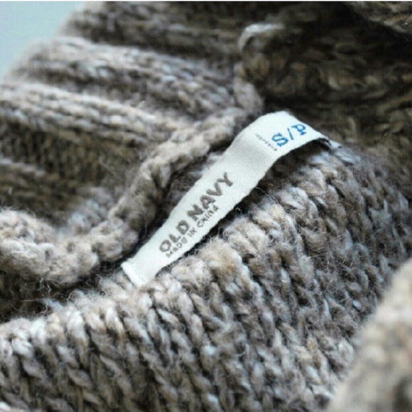 Old Navy wool sweater - Picture 4 of 4
