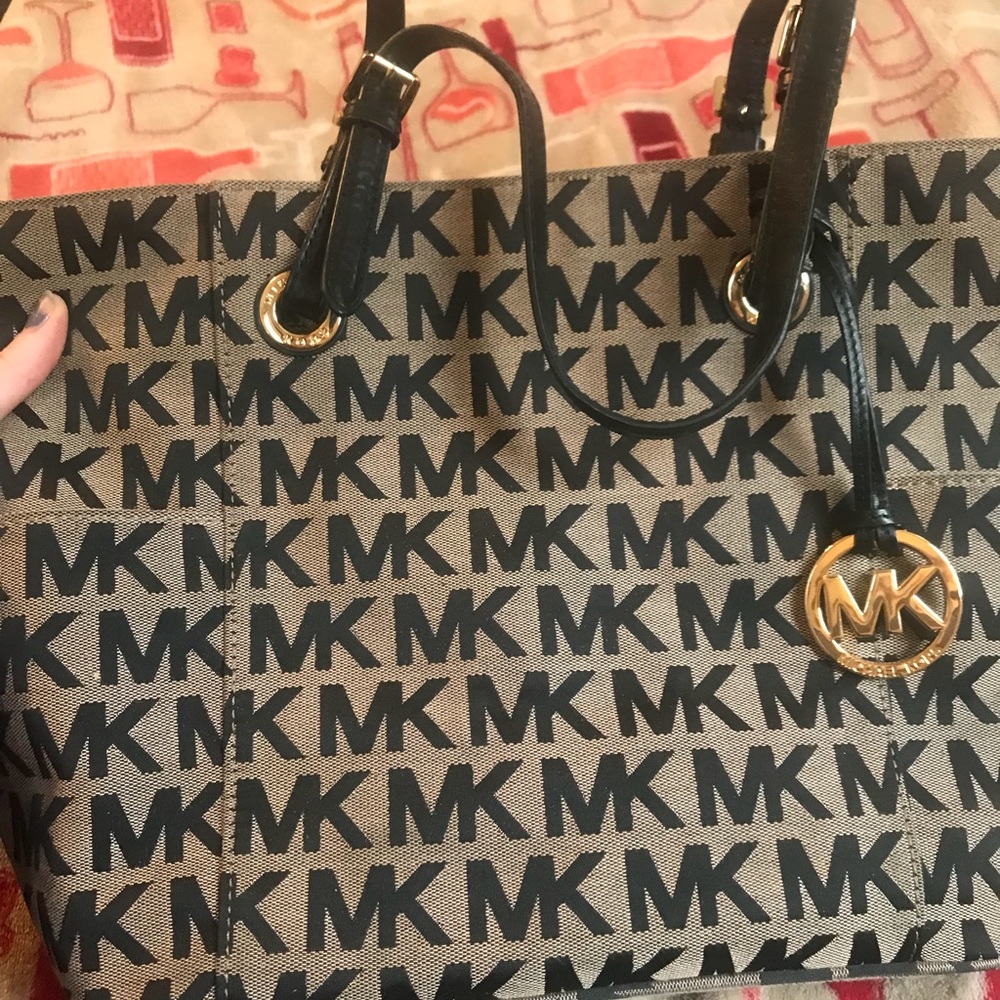 MK purse
