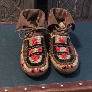 House of Harlow moccasins size 7