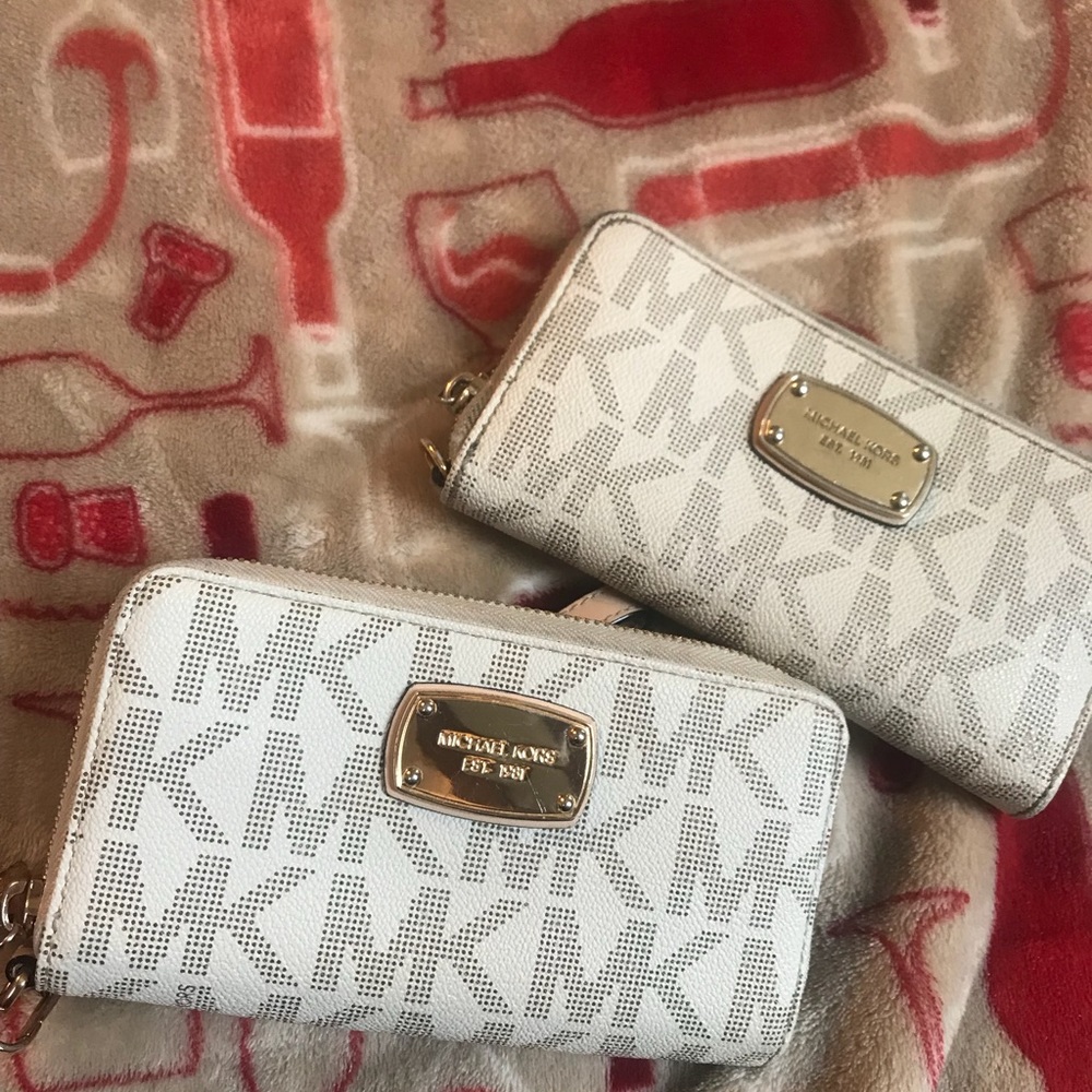 MK wallet/wristlet