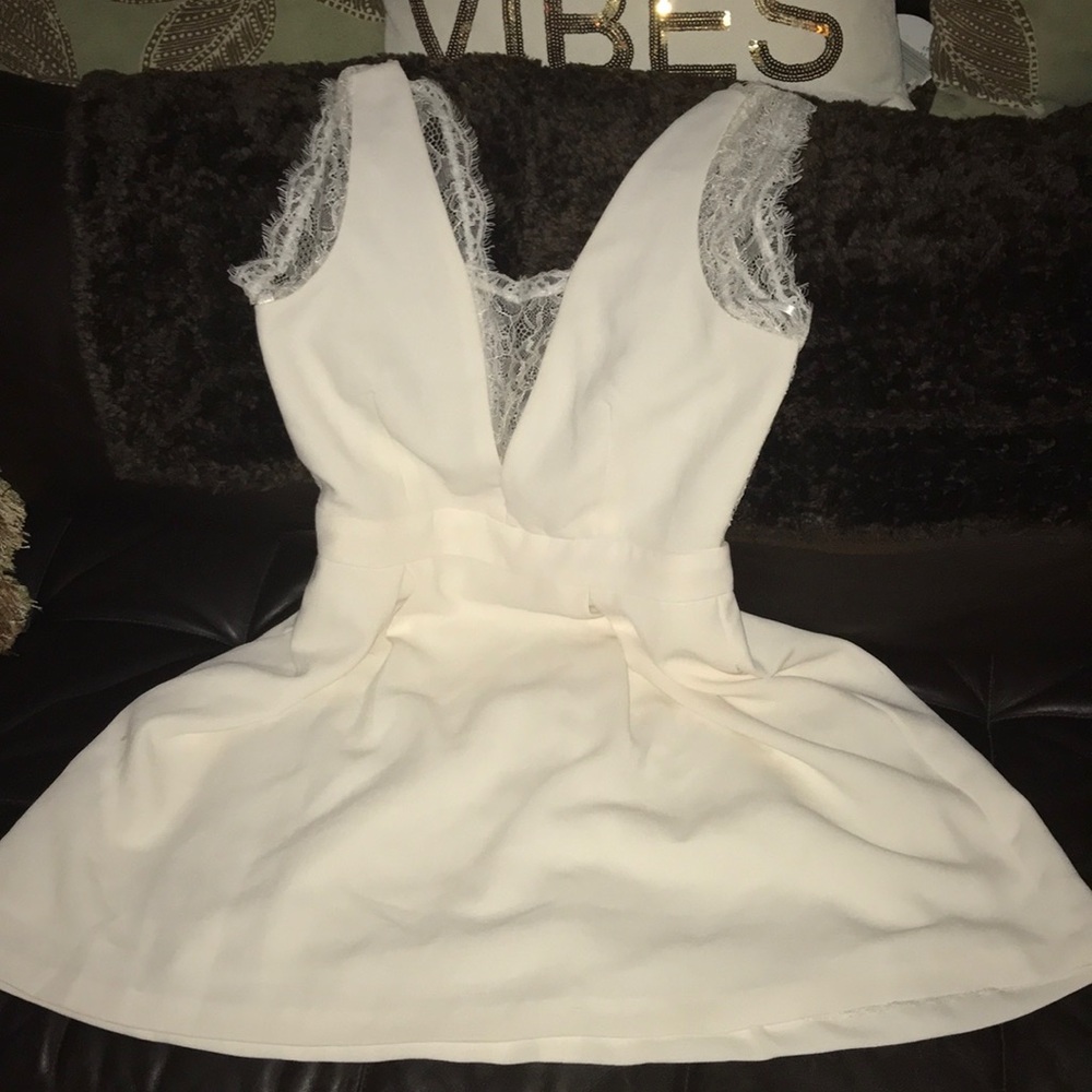 BCBG generation white lace dress