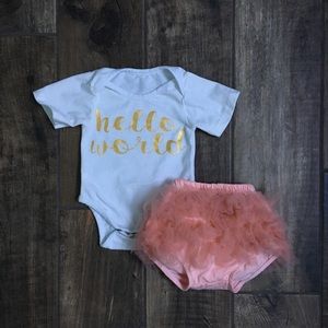 Hello World Onesie and Tutu 0-3 months NWOT