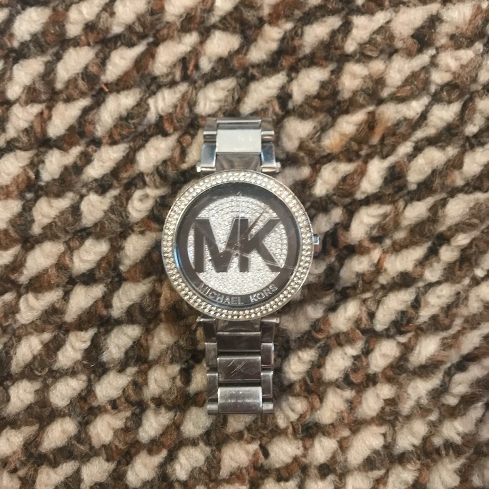 MK watch