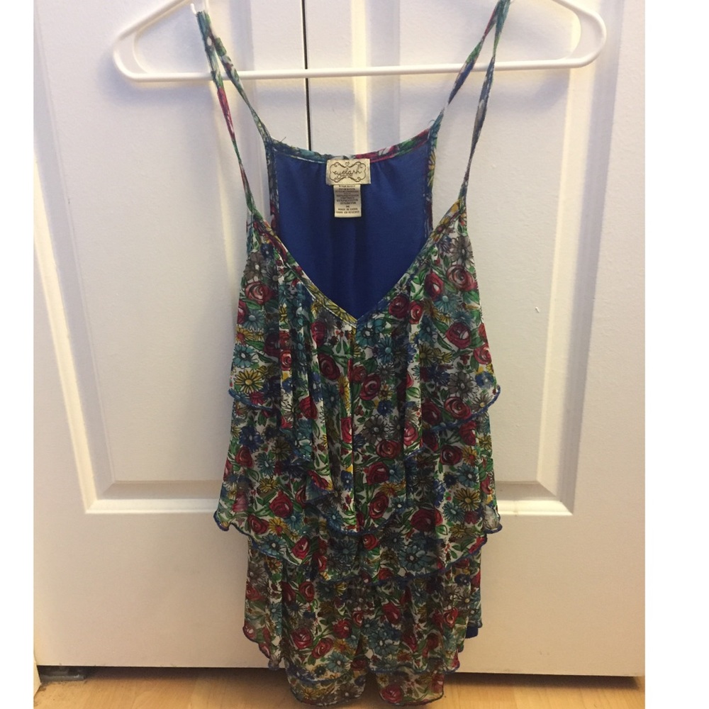 Floral flowy blouse