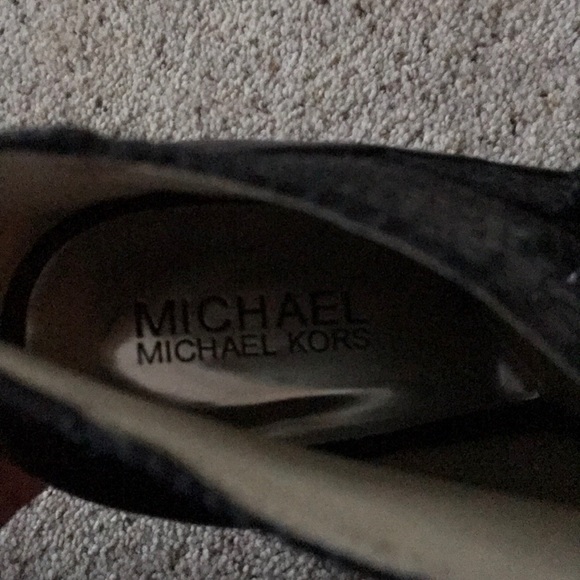 Black Michael Kors heels - Picture 4 of 5
