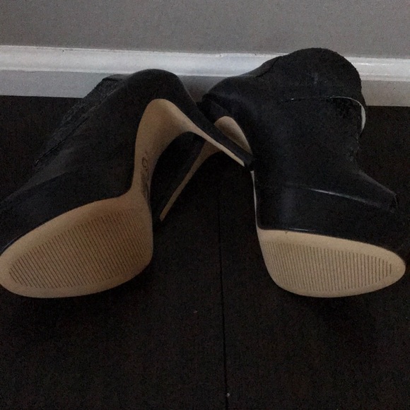 Black Michael Kors heels - Picture 5 of 5