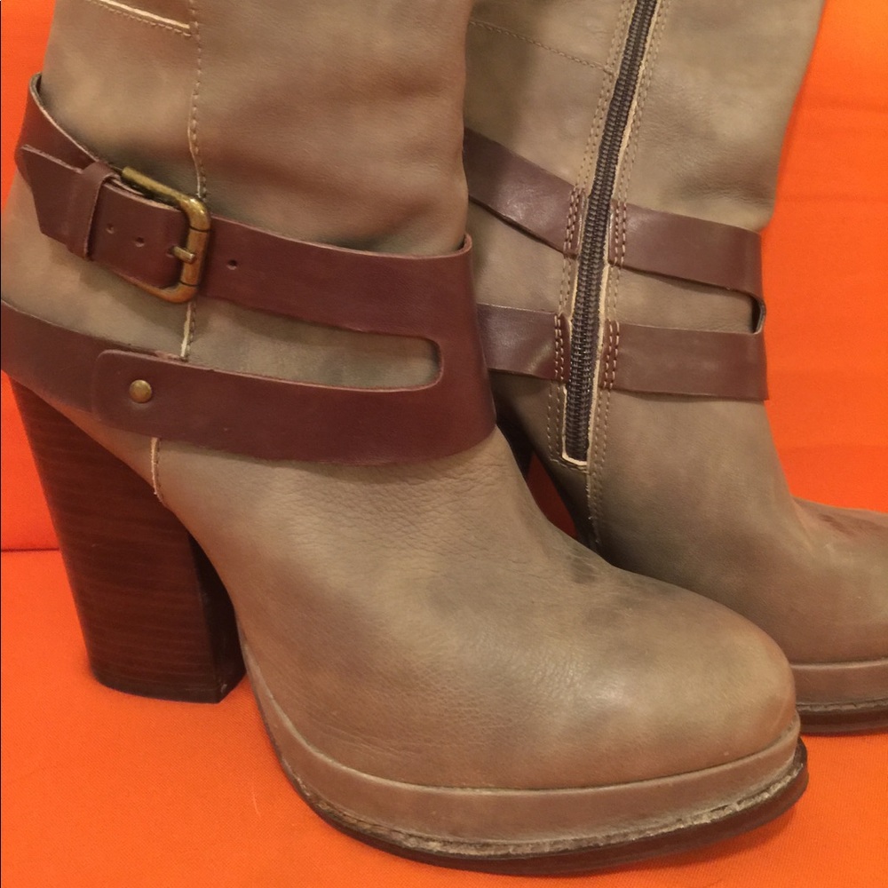 Seychelles brand new boots with buckle detail