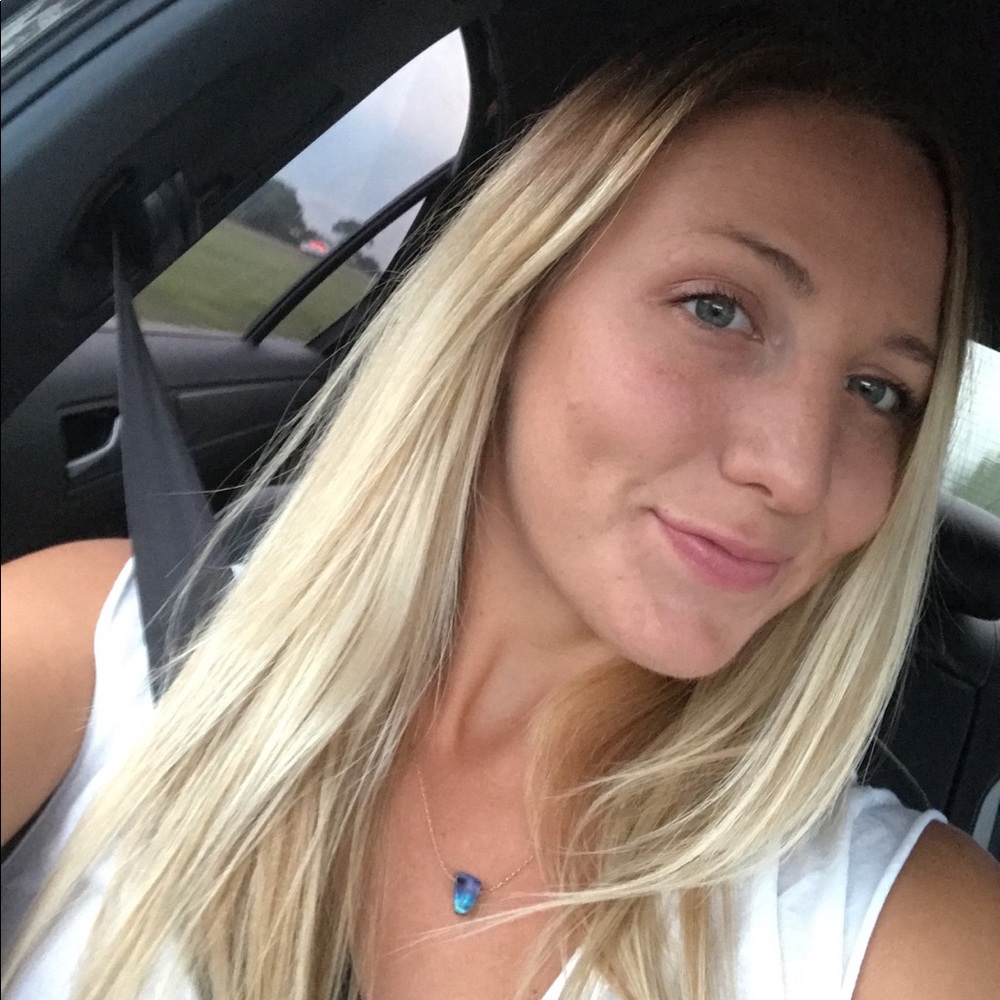 Meet your Posher, Nicolette