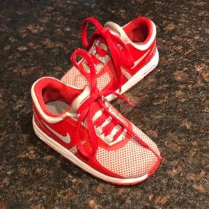 Toddler boy Nike air max