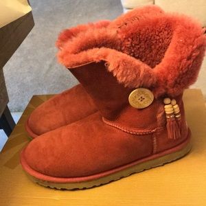 Bailey Charm Ugg Boots