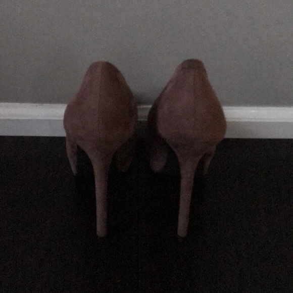 Brown suede heels - Picture 3 of 3