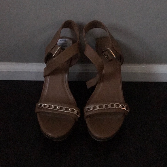 Summer shoe - Picture 2 of 3