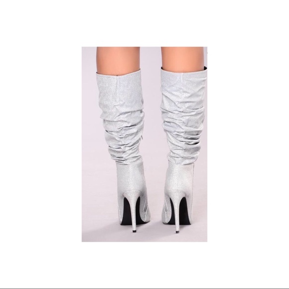 silver heeled boots • NIB - Picture 2 of 3