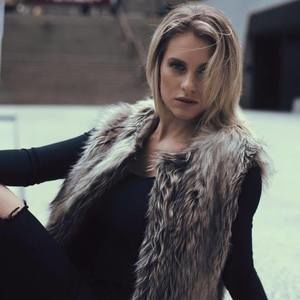 Meet your Posher, Saundrine