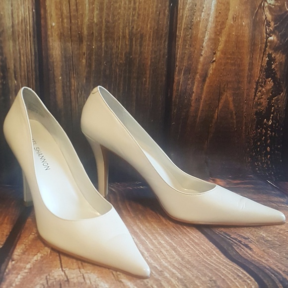 winter white shoes pumps