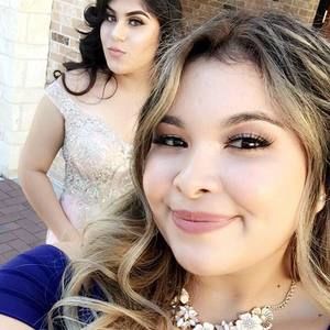 Meet your Posher, Beatriz