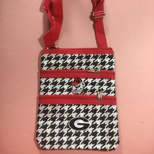 Bulldog shoulder bags