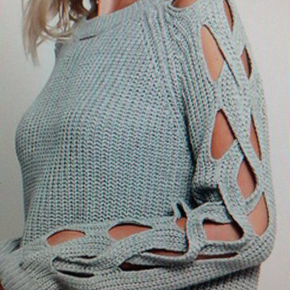 NEW! Black Cut Out Sleeved Sweater - Picture 2 of 2