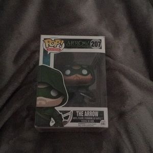 POP! television , the green arrow vinyl figure