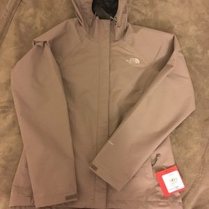 Women’s north face jacket venture waterproof rain