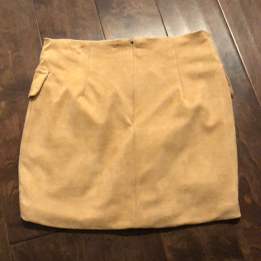 mini skirt tan - Picture 3 of 4