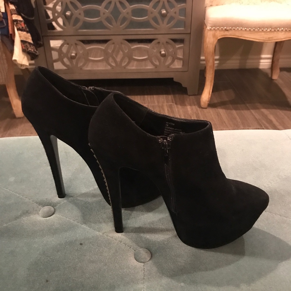 Steve Madden ankle platform booties