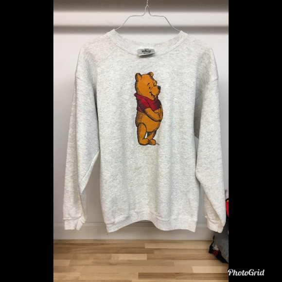 vintage pooh bear sweatshirt