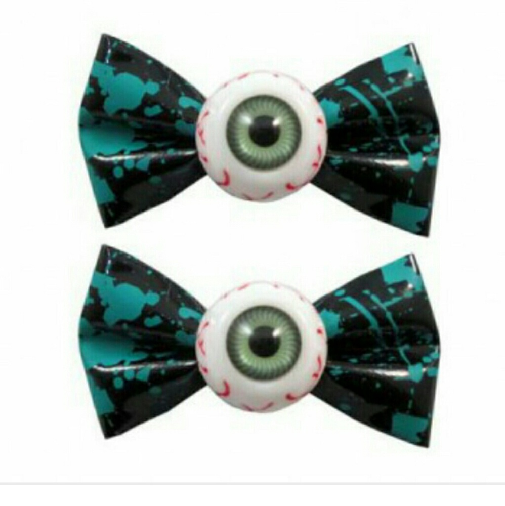 Eyeball hair bows