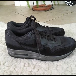 Nike Air Max Sneakers