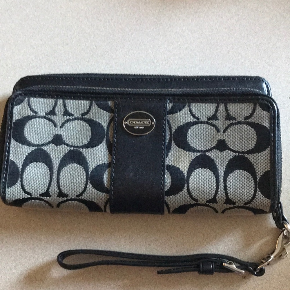 Coach wallet