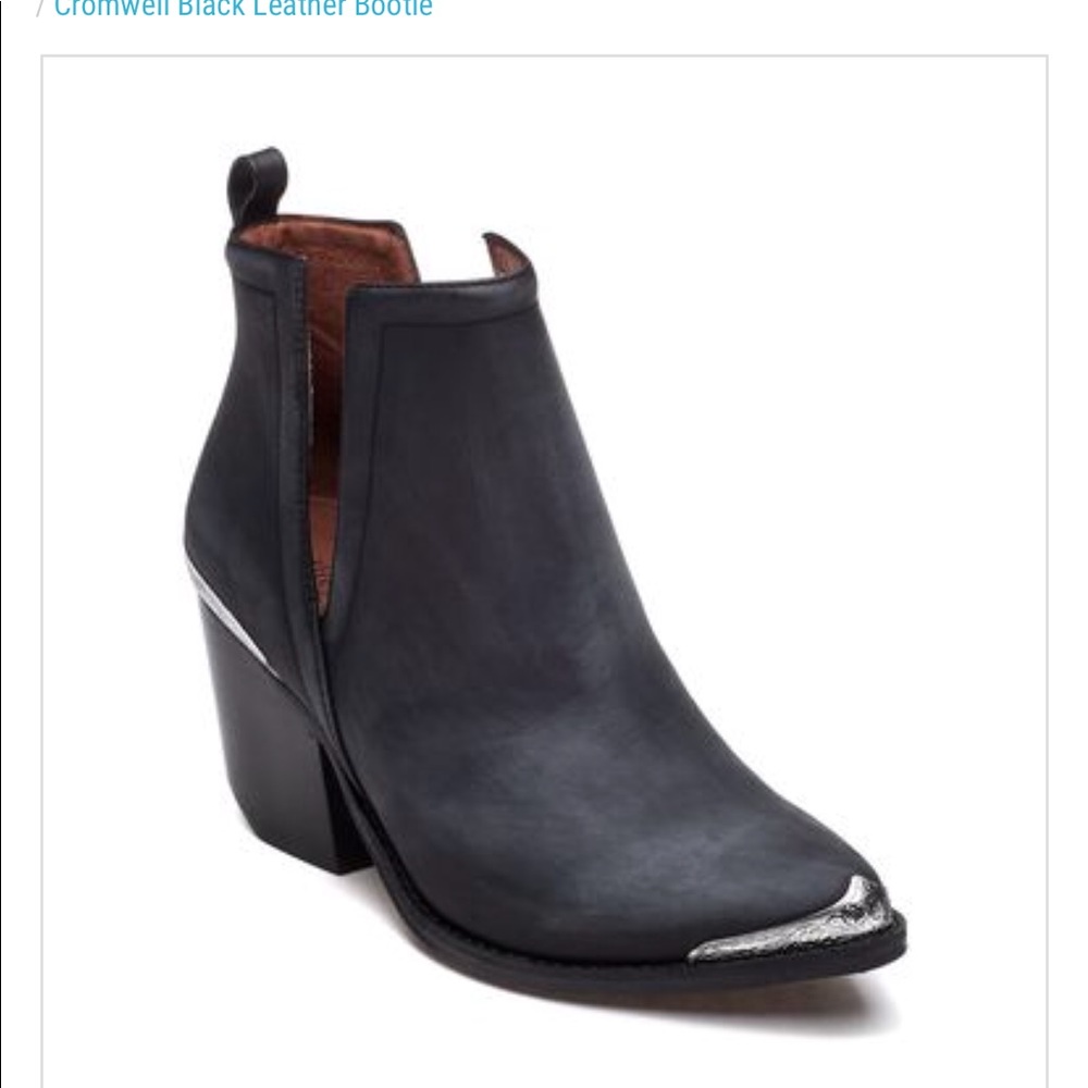 Cromwell black leather bootie