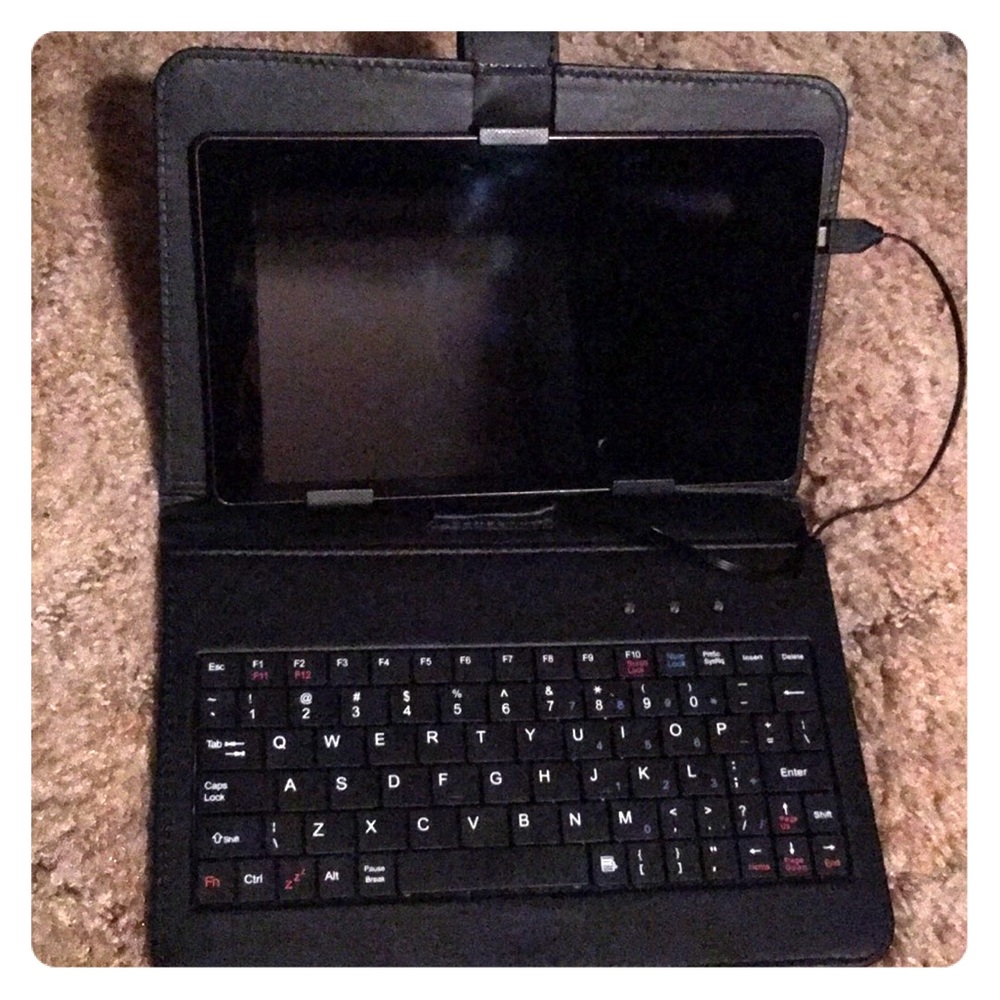 Intel Nextbook tablet w/ case