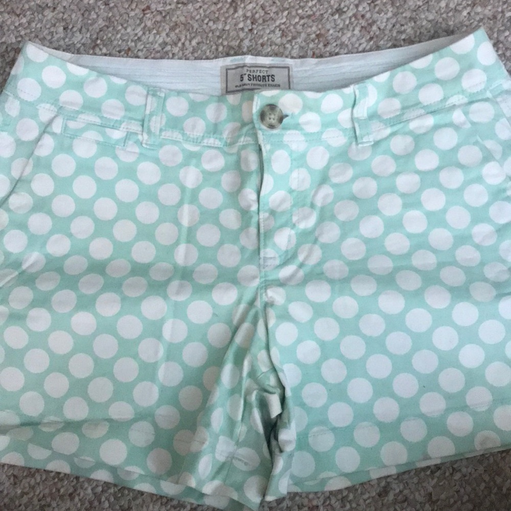 Women’s old navy polka dot shorts